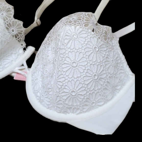🌻Vintage Victoria Secret Daisy Bra - Picture 5 of 9